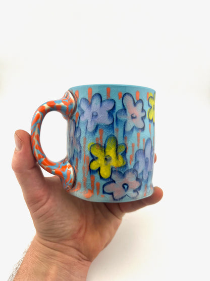 MUG 04