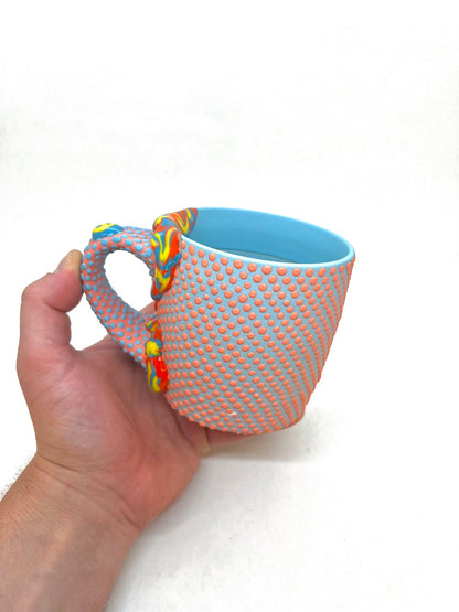 MUG 08